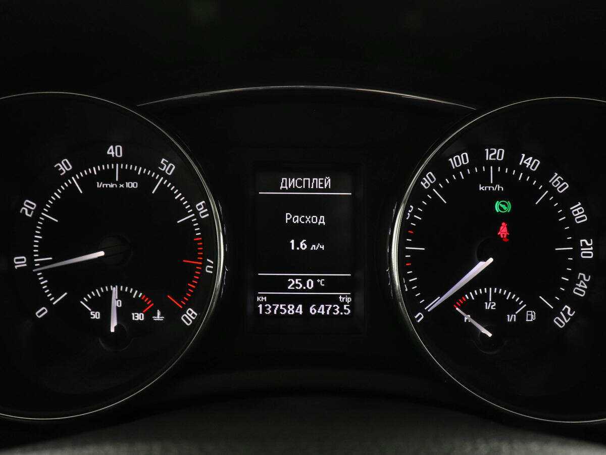 Б/У Шкода Суперб 2012 года. Фото: #10