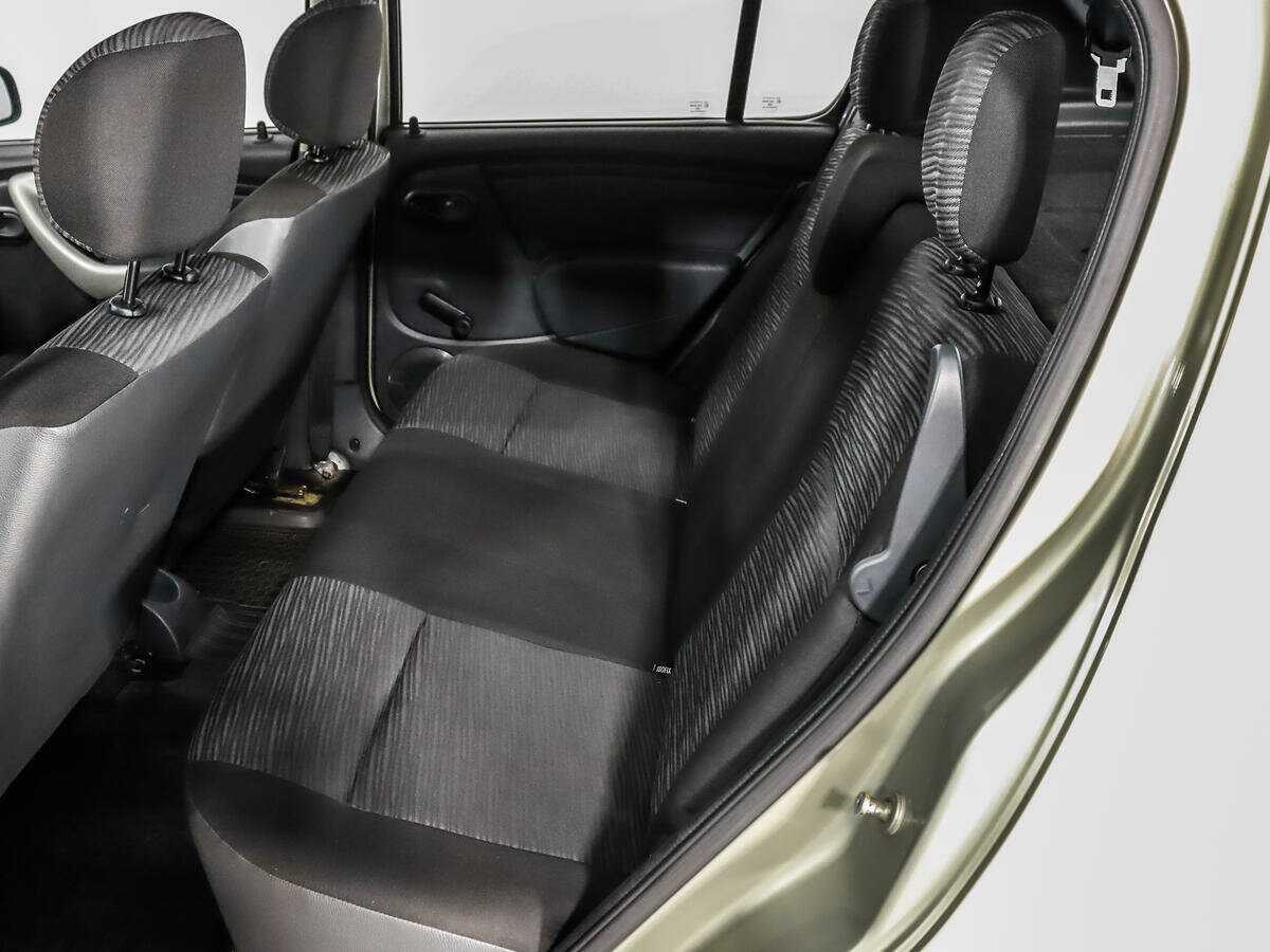 Б/У Рено Сандеро 2013 года. Фото: #9