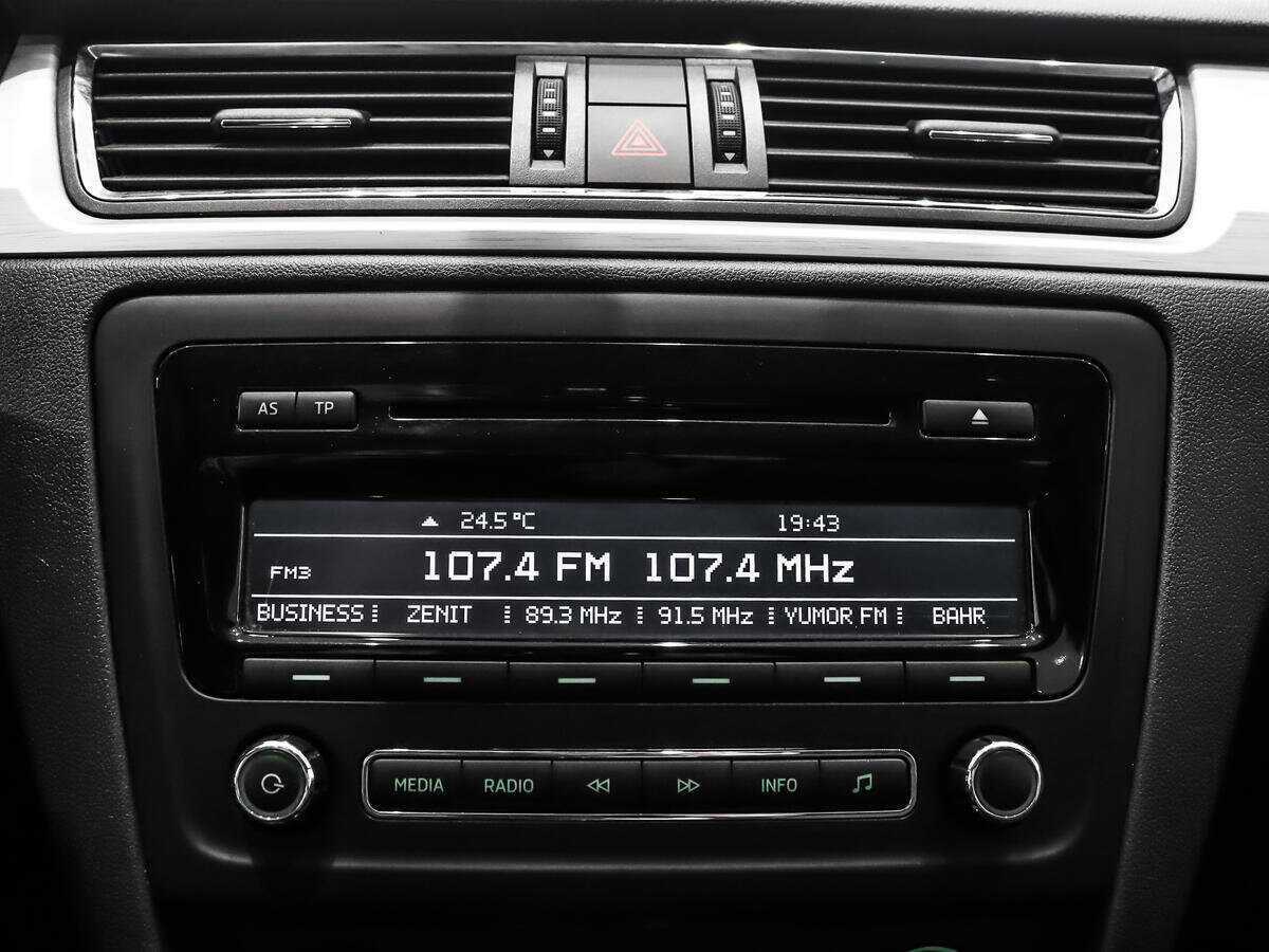 Б/У Шкода Рапид 2014 года. Фото: #11