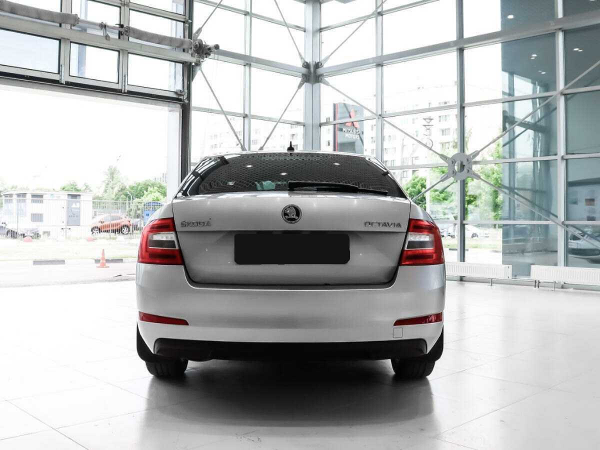 Б/У Шкода Октавия 2014 года. Фото: #5