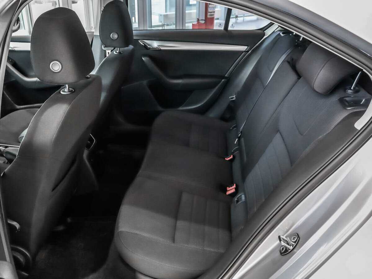 Б/У Шкода Октавия 2014 года. Фото: #9