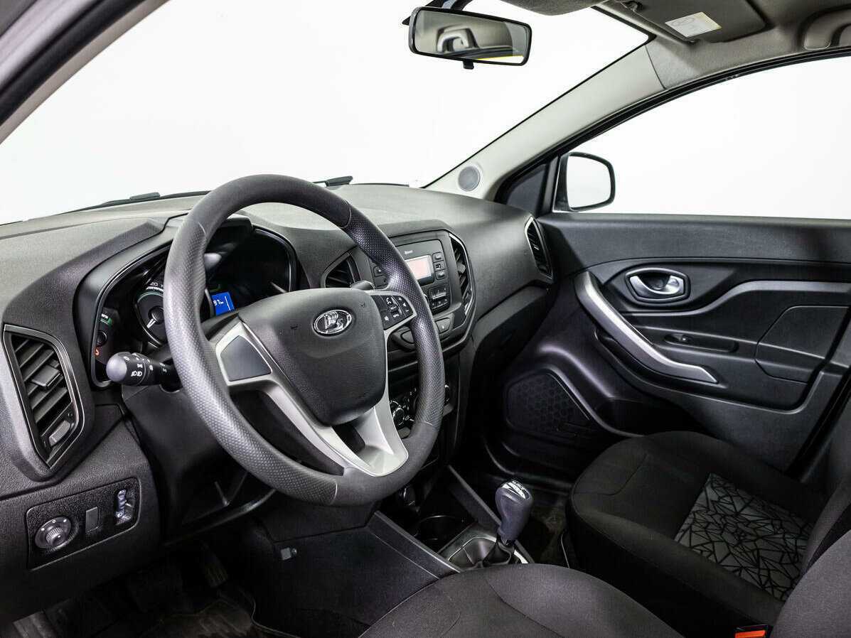 Б/У Лада (ВАЗ) ИКСРЭЙ 2018 года. Фото: #8