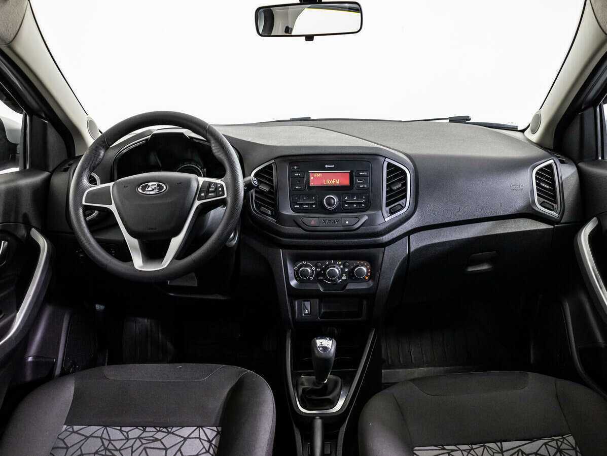 Б/У Лада (ВАЗ) ИКСРЭЙ 2018 года. Фото: #10