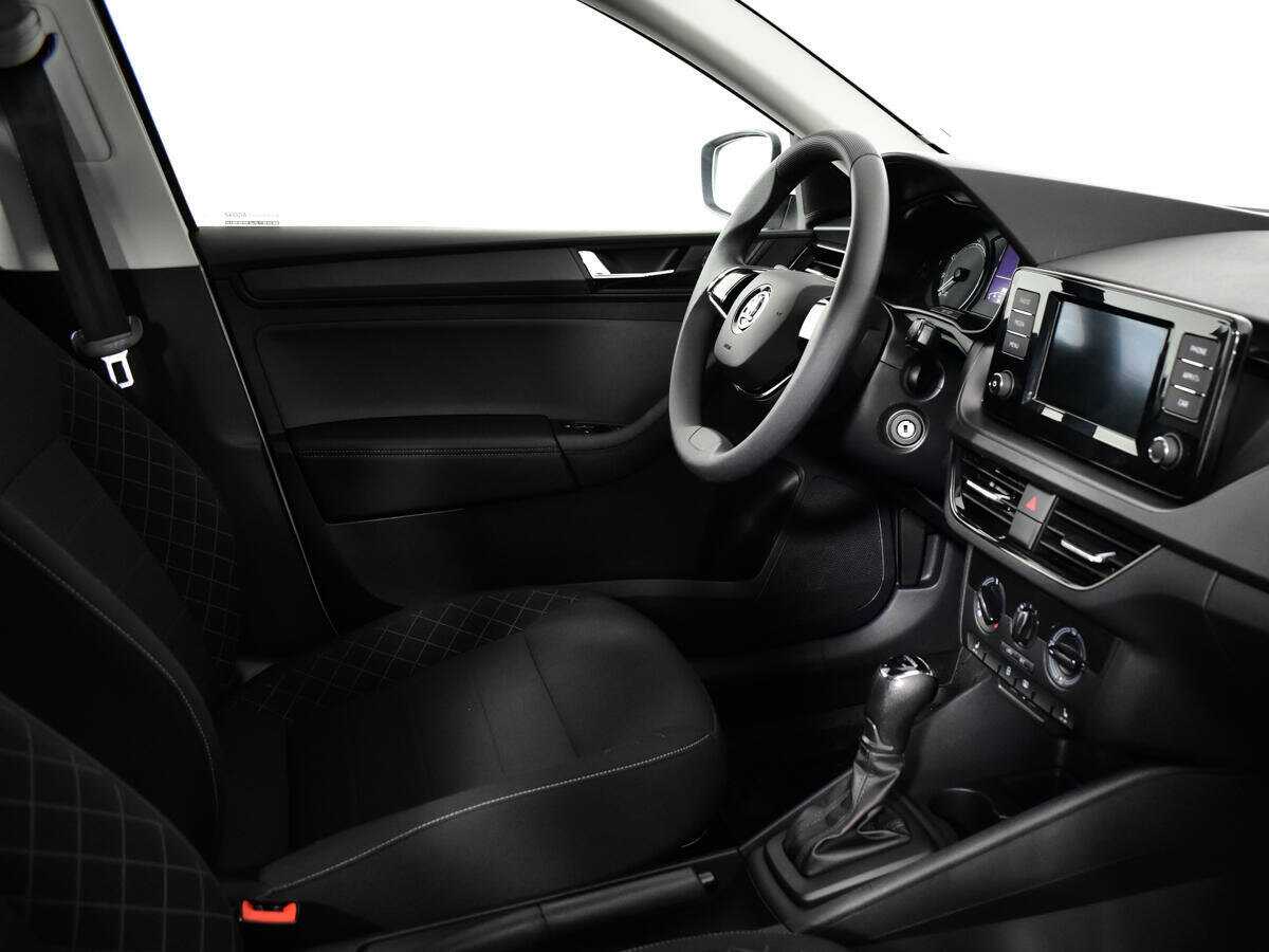 Б/У Шкода Рапид 2020 года. Фото: #8