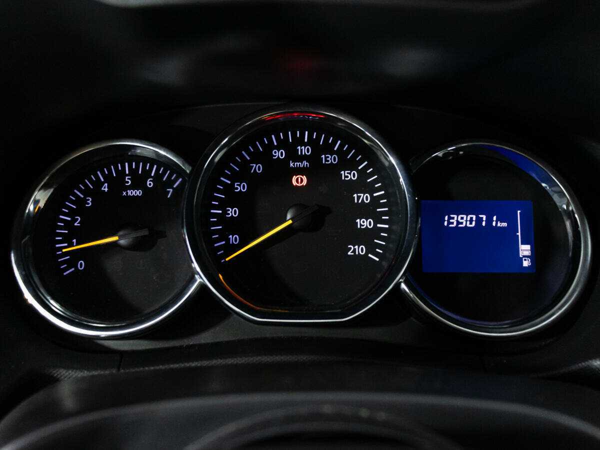 Б/У Рено Дастер 2016 года. Фото: #11