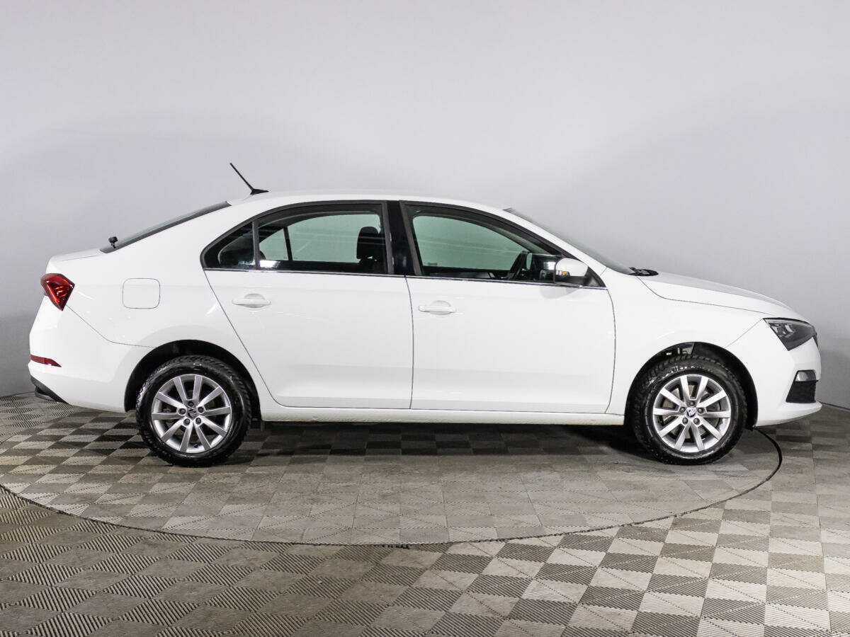 Б/У Шкода Рапид 2020 года. Фото: #3