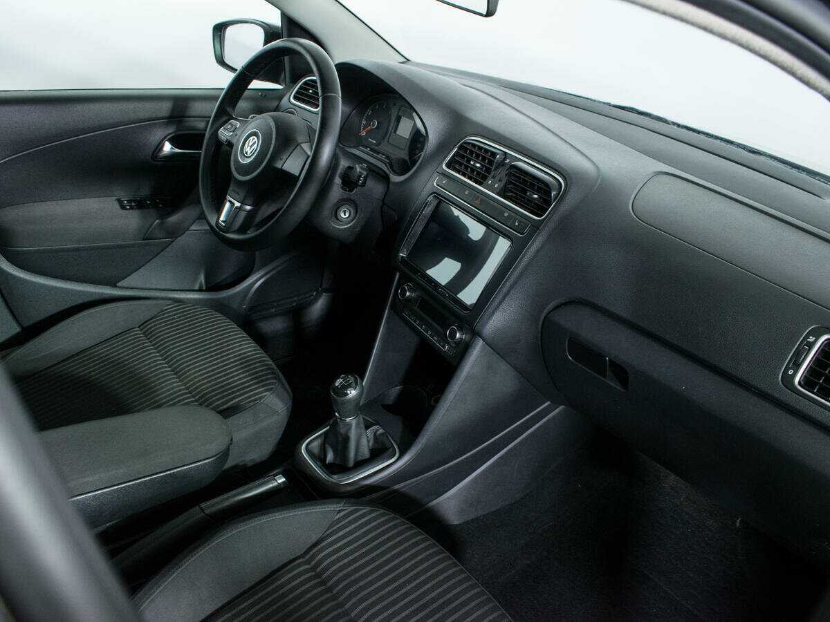 Б/У Фольксваген Поло 2014 года. Фото: #8