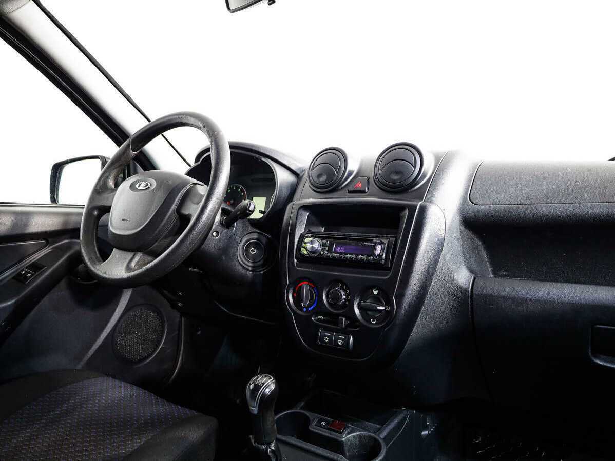 Б/У Лада (ВАЗ) Гранта 2014 года. Фото: #7