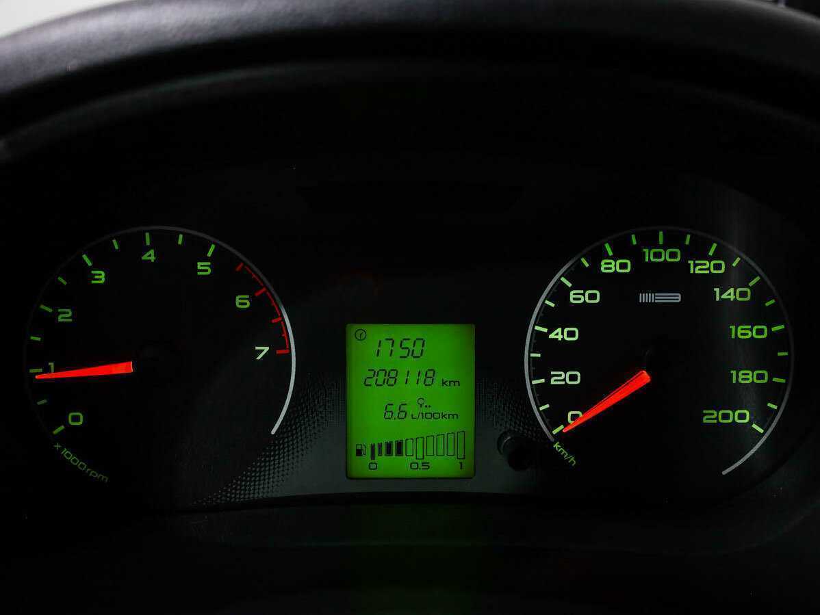 Б/У Лада (ВАЗ) Гранта 2014 года. Фото: #9