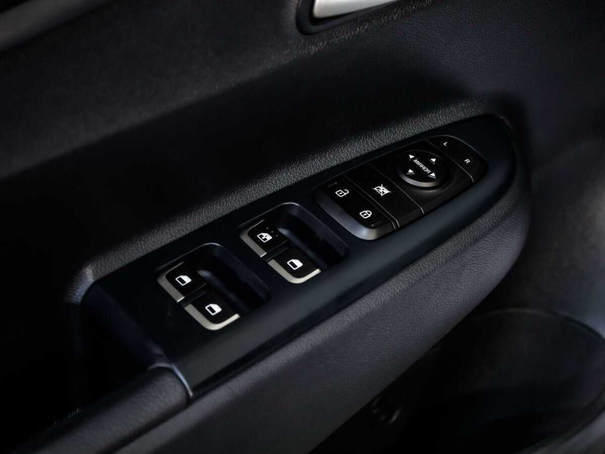 Б/У Киа Рио 2021 года. Фото: #17