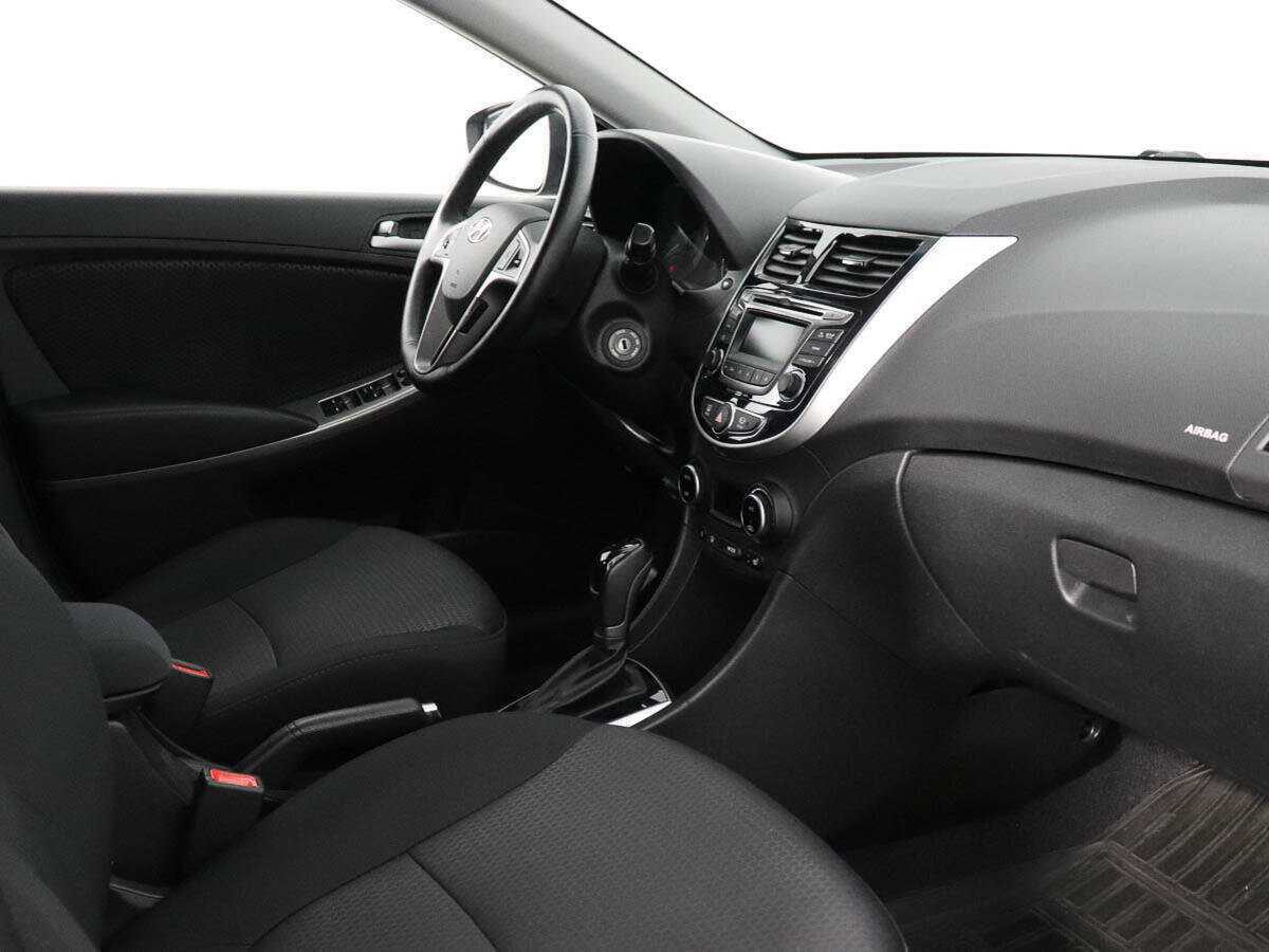 Б/У Хендай Солярис 2015 года. Фото: #8