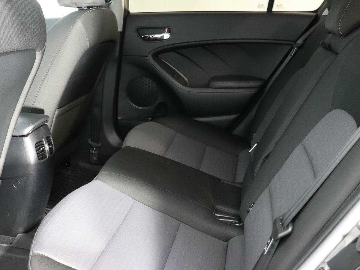 Б/У Киа Церато 2018 года. Фото: #10