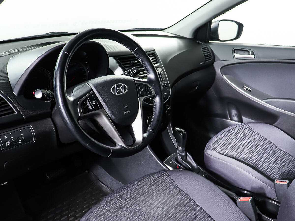 Б/У Хендай Солярис 2016 года. Фото: #12