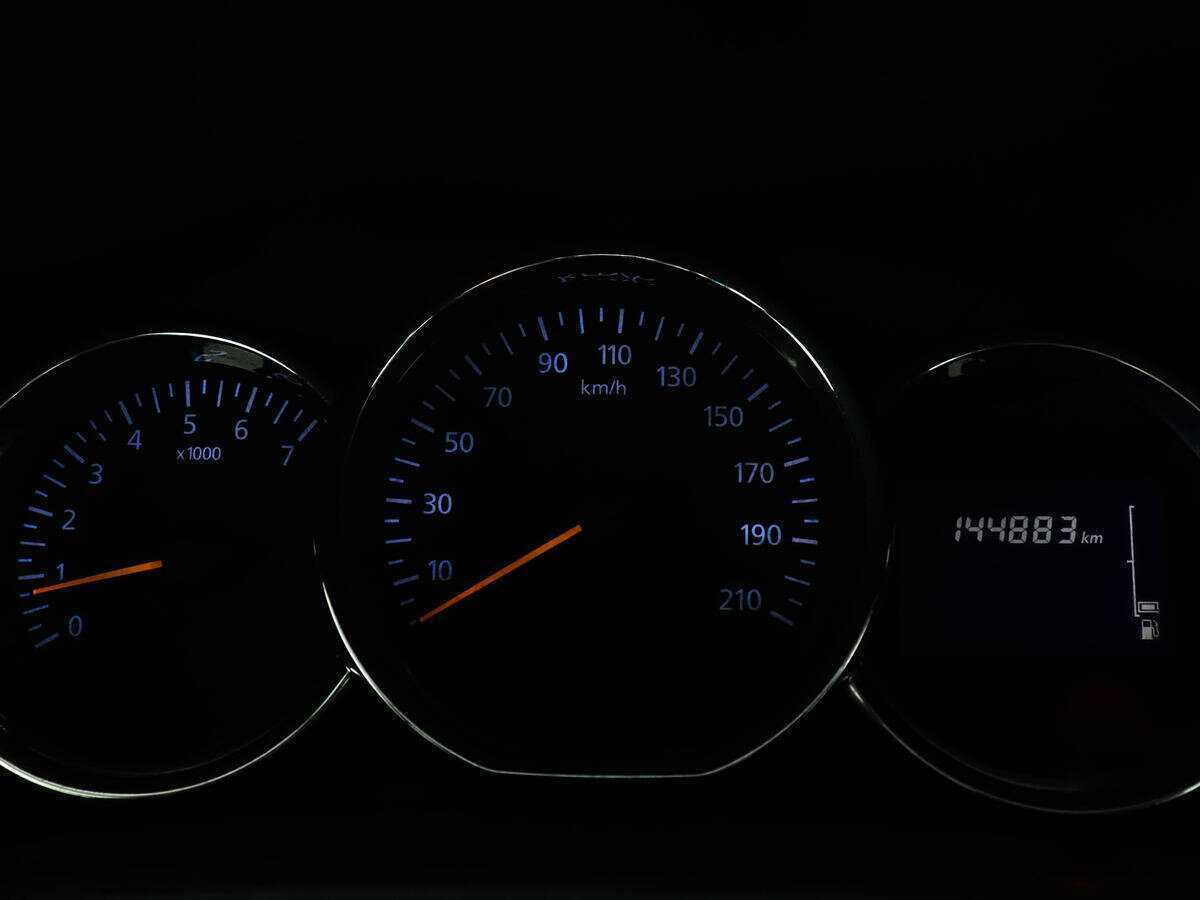 Б/У Рено Сандеро 2016 года. Фото: #10