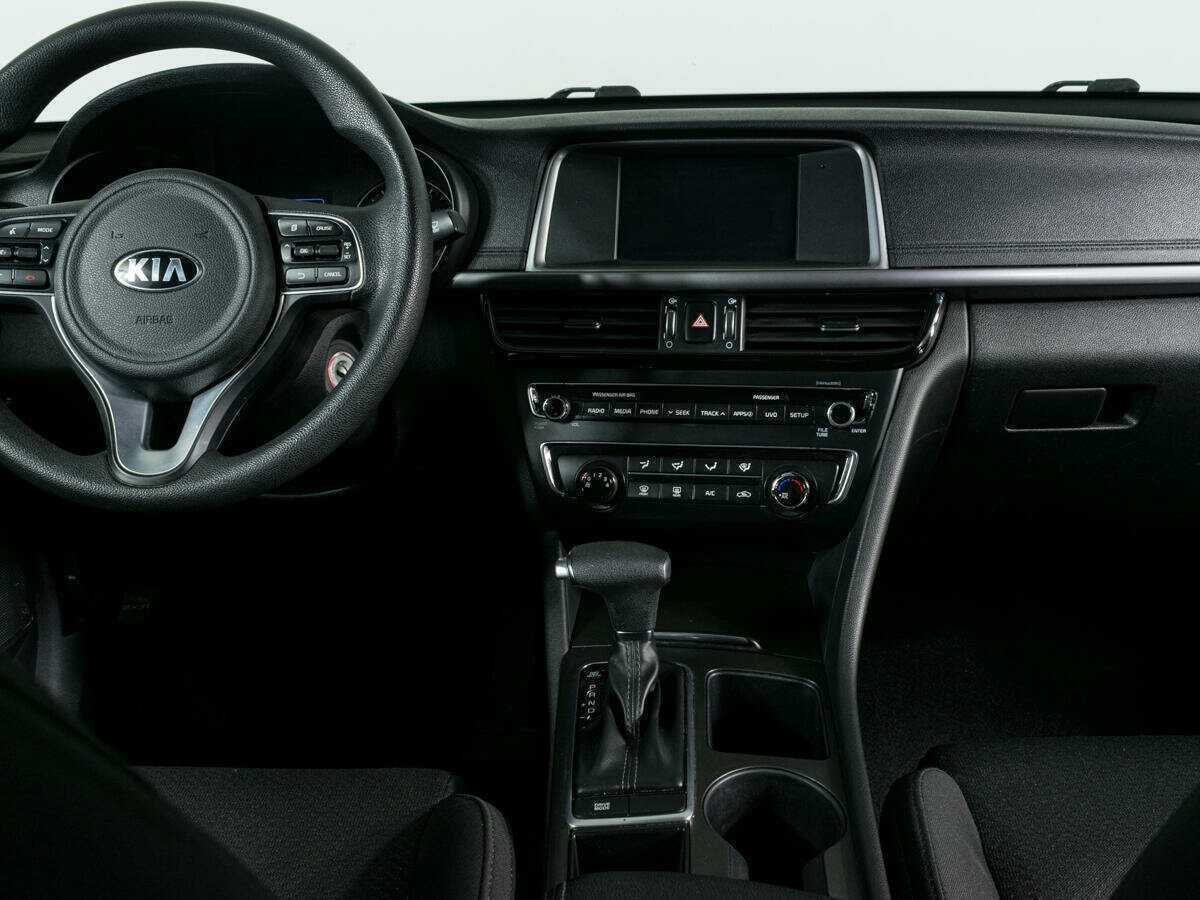 Б/У Киа Оптима 2017 года. Фото: #3