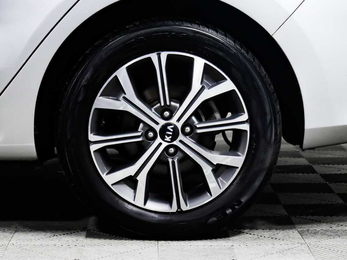 Б/У Киа Рио 2021 года. Фото: #12