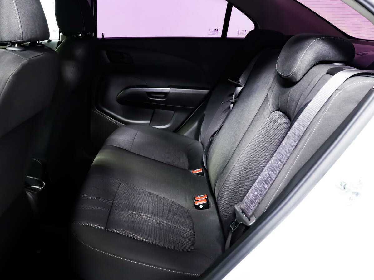 Б/У Шевроле Авео 2014 года. Фото: #10