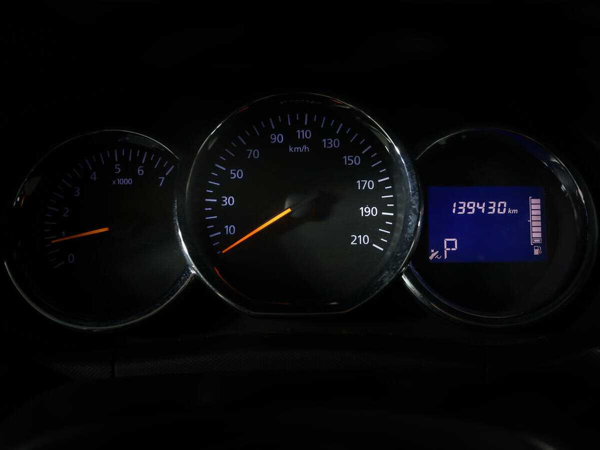 Б/У Рено Дастер 2017 года. Фото: #10