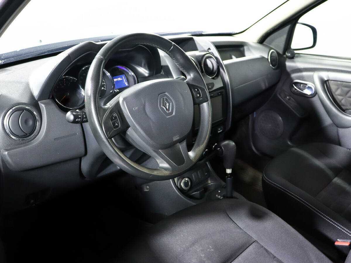 Б/У Рено Дастер 2017 года. Фото: #13