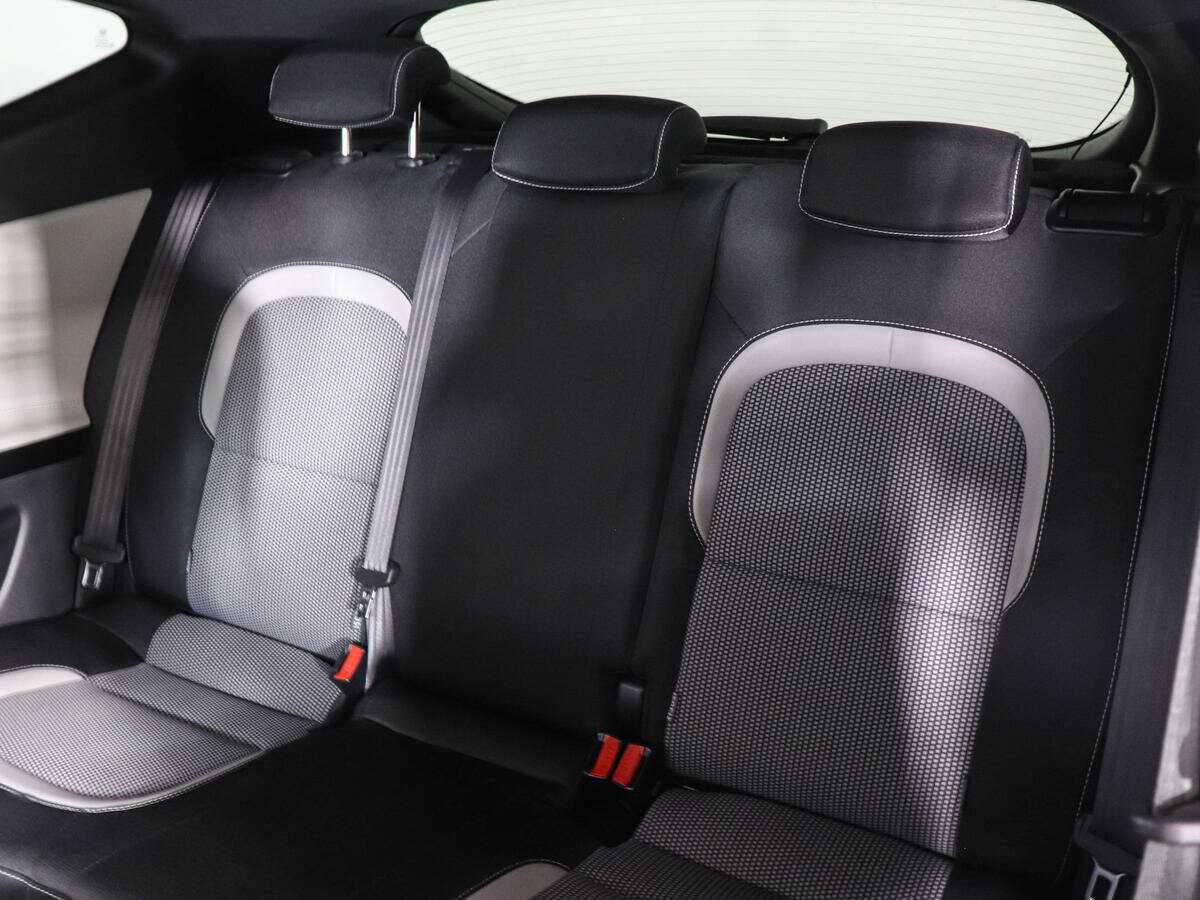 Б/У Киа Сид 2017 года. Фото: #11