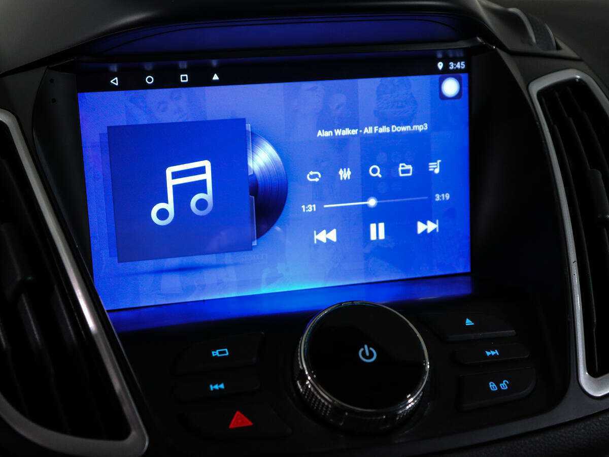 Б/У Форд Куга 2017 года. Фото: #14