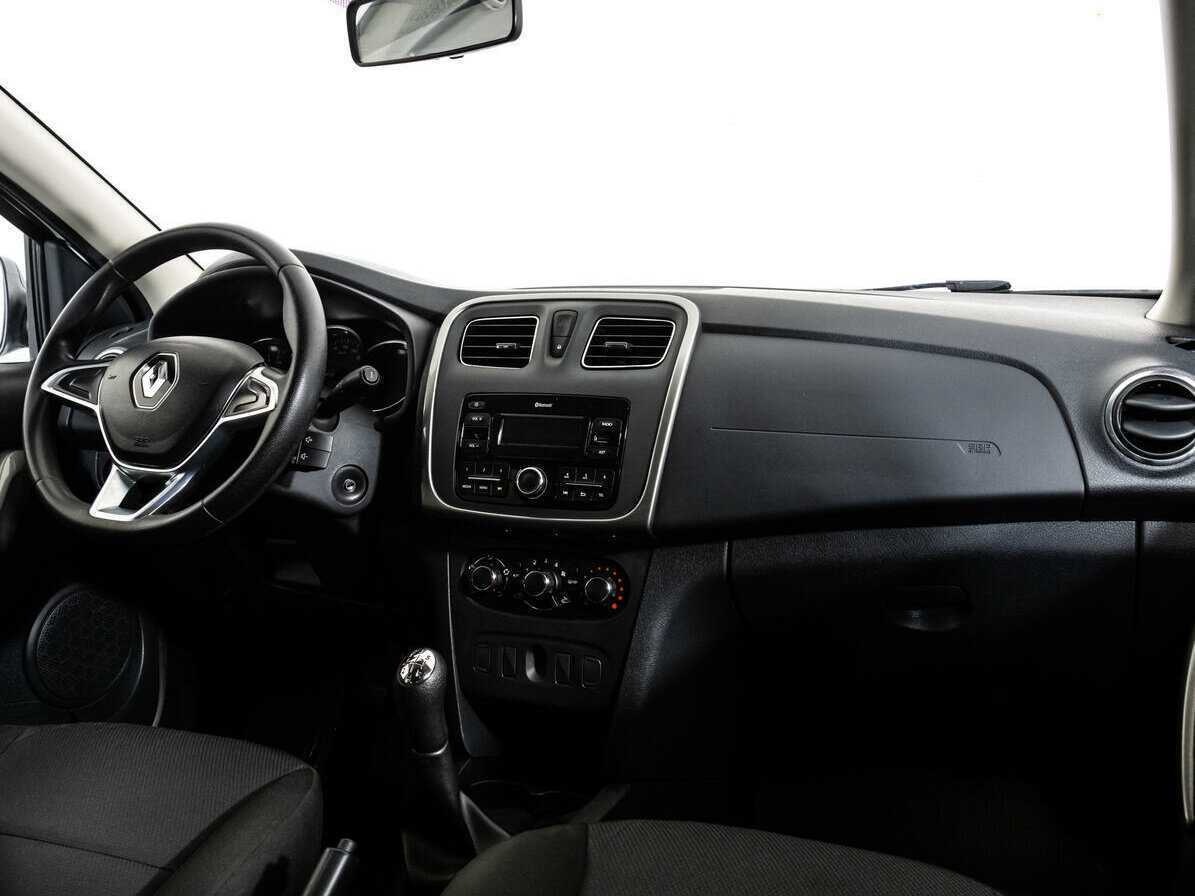 Б/У Рено Логан 2019 года. Фото: #8