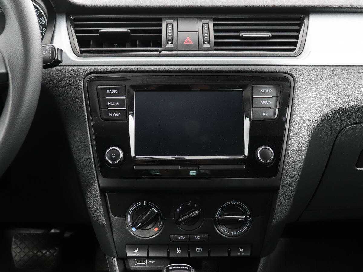 Б/У Шкода Рапид 2019 года. Фото: #13