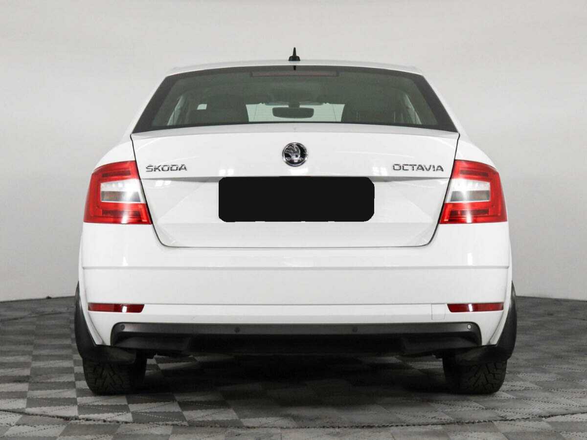 Б/У Шкода Октавия 2018 года. Фото: #5
