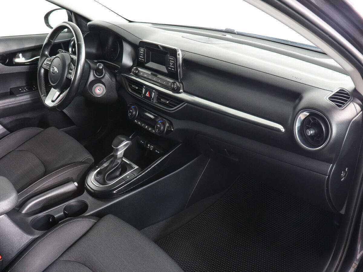 Б/У Киа Церато 2018 года. Фото: #9