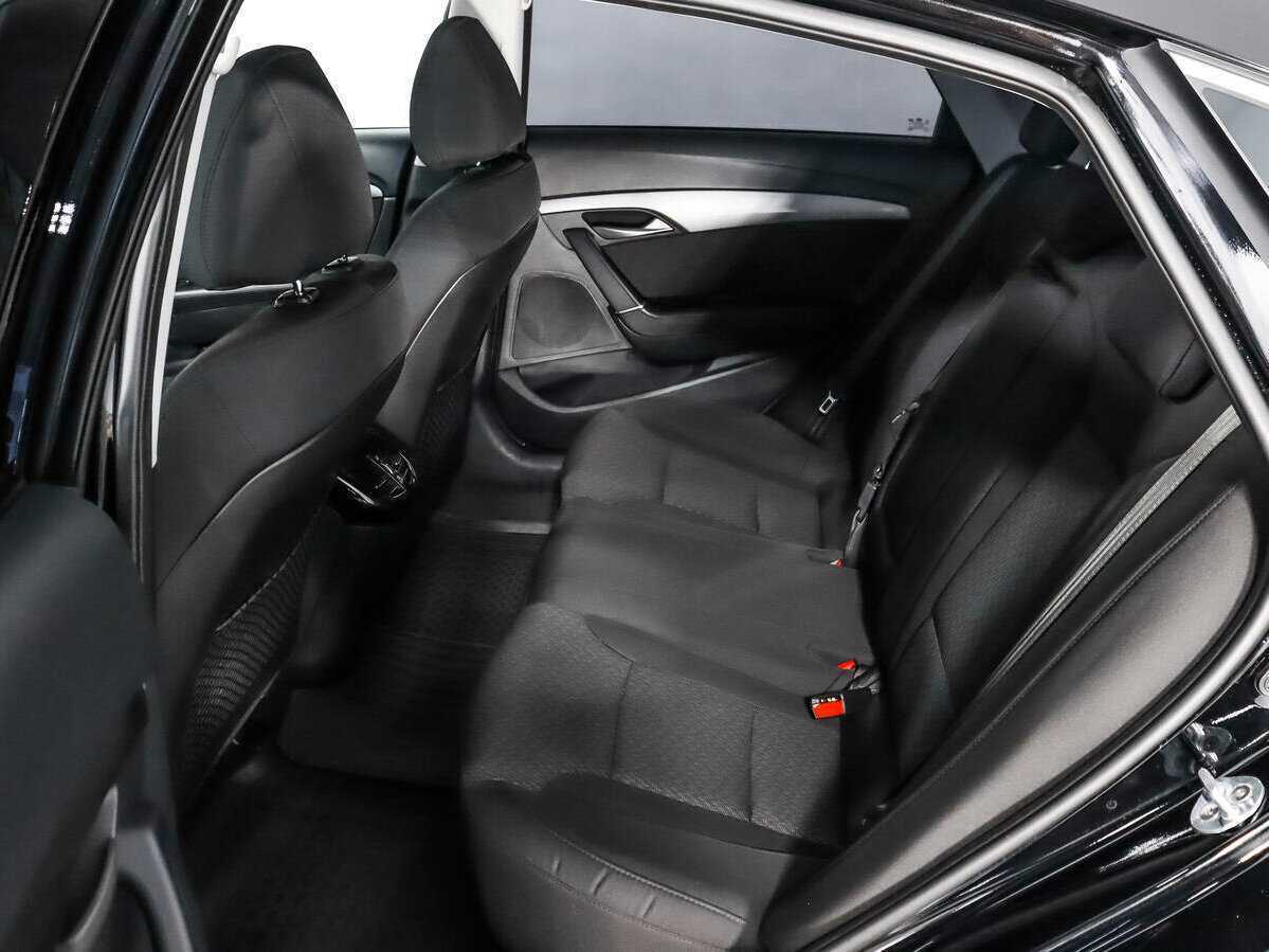 Б/У Хендай ай40 2016 года. Фото: #9