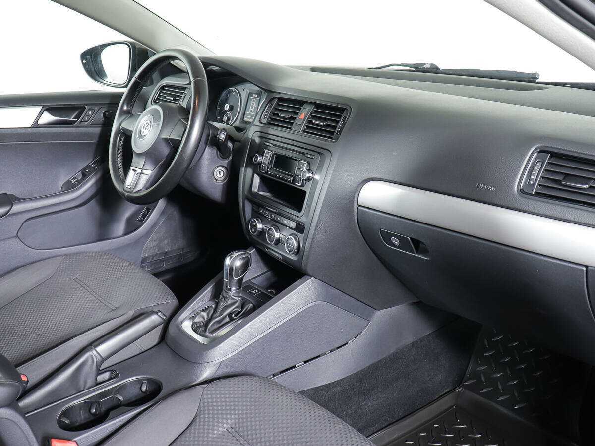 Б/У Фольксваген Джетта 2012 года. Фото: #7