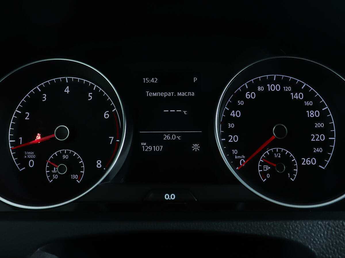 Б/У Фольксваген Гольф 2013 года. Фото: #14