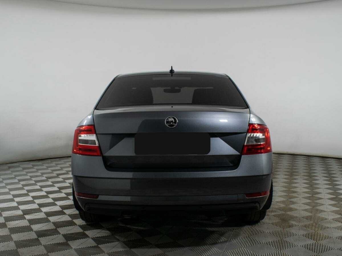 Б/У Шкода Октавия 2018 года. Фото: #5