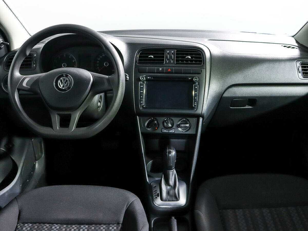 Б/У Фольксваген Поло 2020 года. Фото: #9