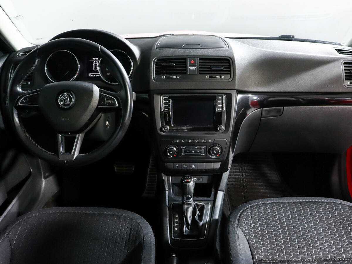 Б/У Шкода Йети 2015 года. Фото: #11