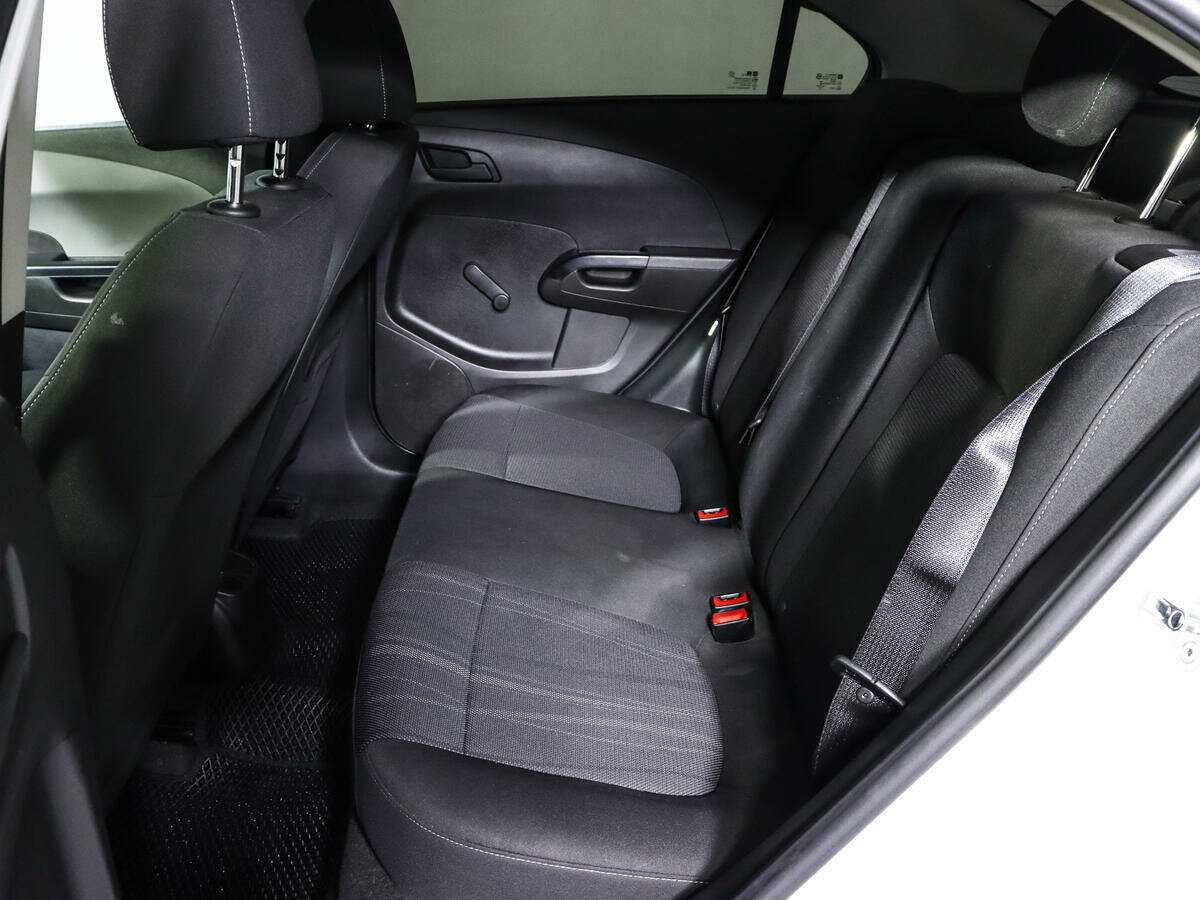 Б/У Шевроле Авео 2012 года. Фото: #7