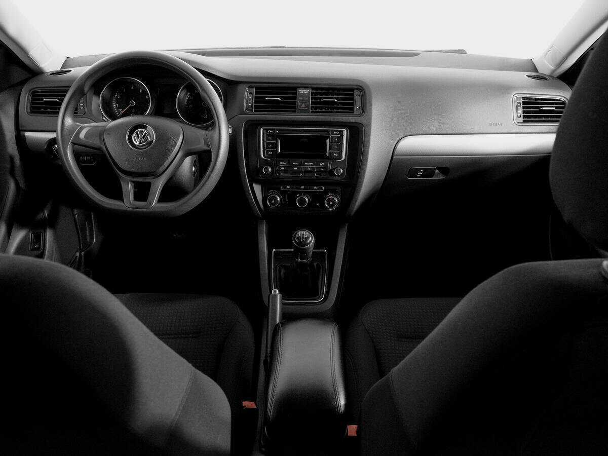 Б/У Фольксваген Джетта 2016 года. Фото: #11