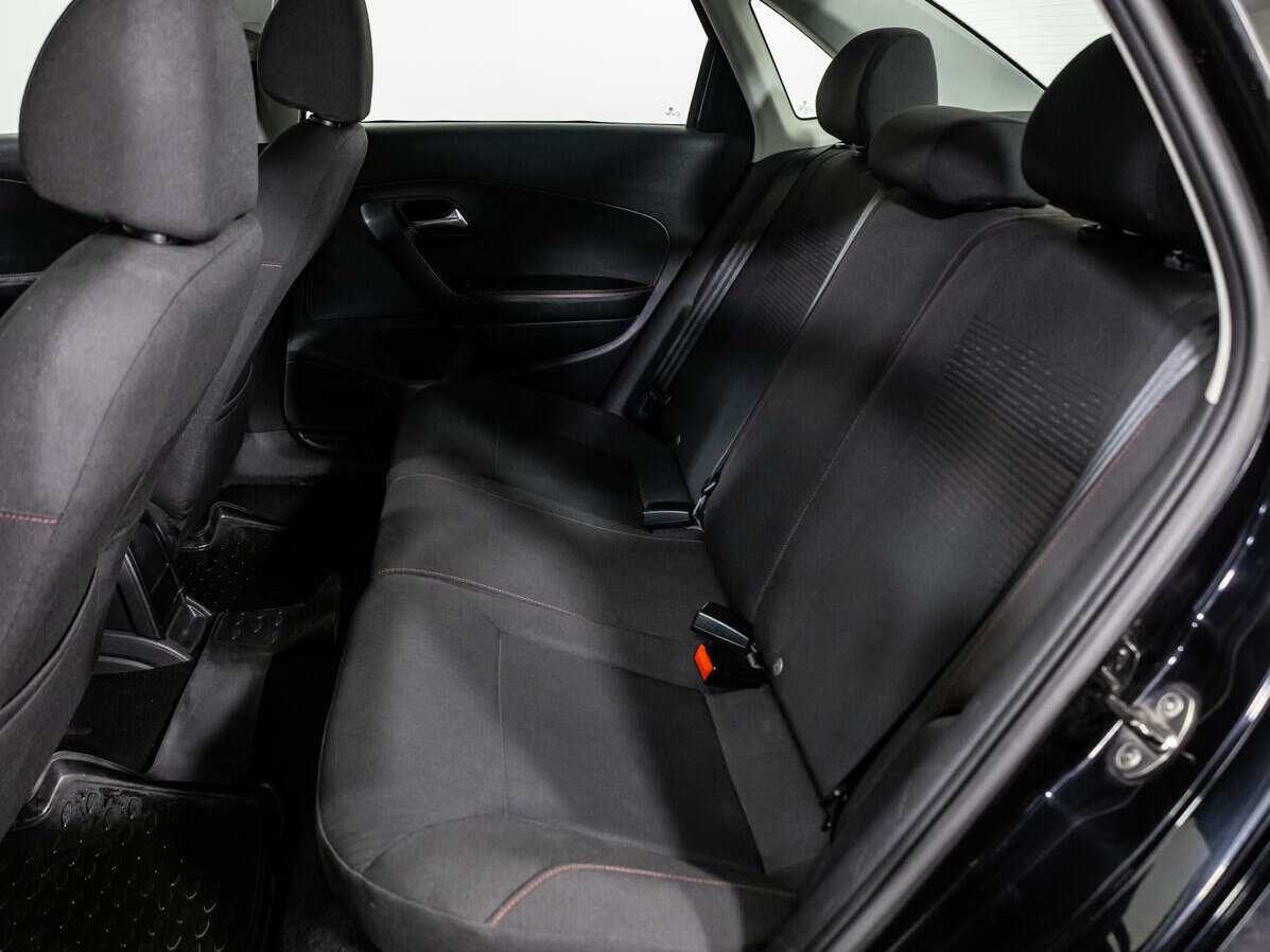 Б/У Фольксваген Поло 2017 года. Фото: #9