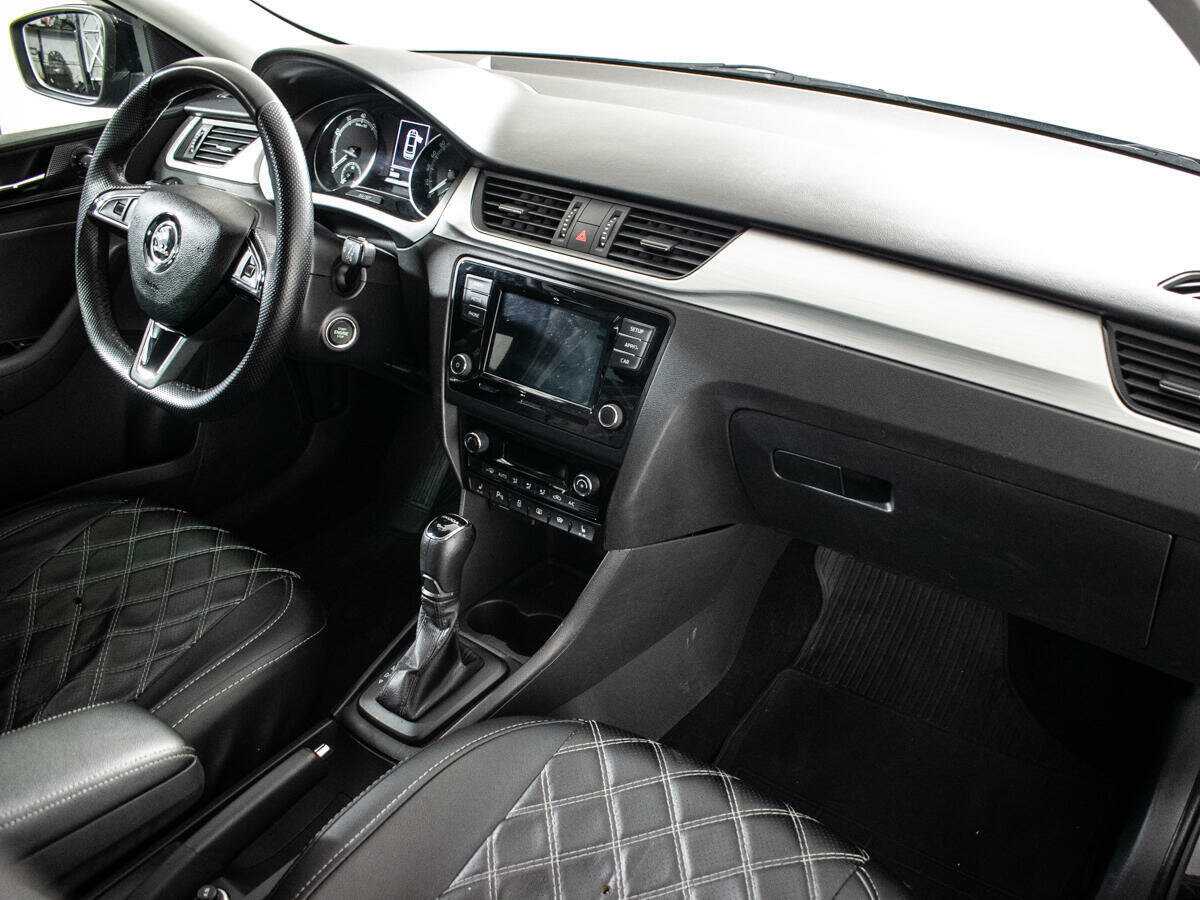 Б/У Шкода Рапид 2019 года. Фото: #8