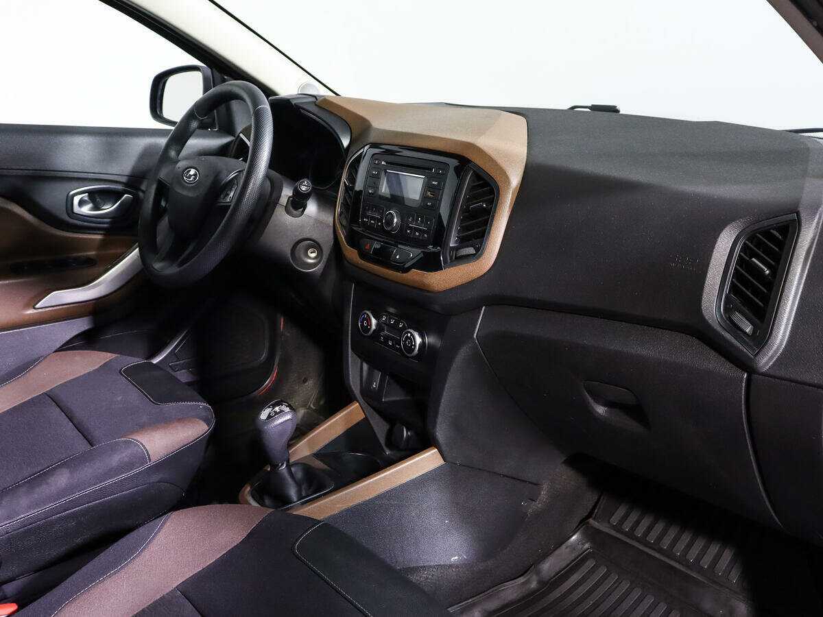 Б/У Лада (ВАЗ) ИКСРЭЙ 2016 года. Фото: #8