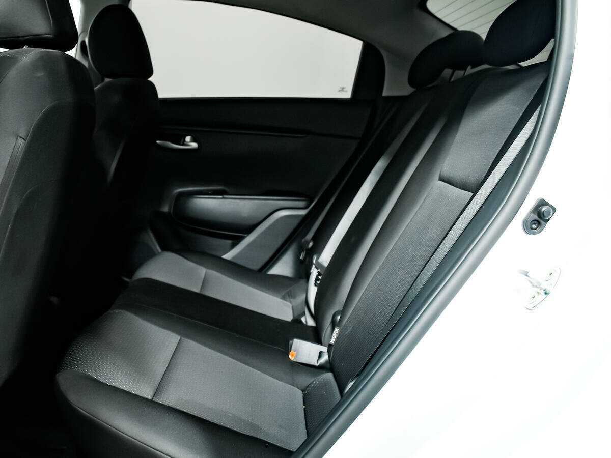 Б/У Киа Рио 2021 года. Фото: #11