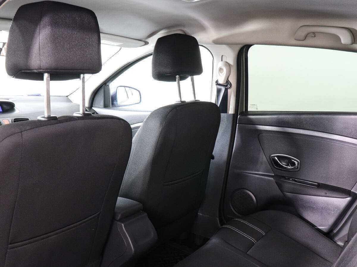 Б/У Рено Меган 2015 года. Фото: #7