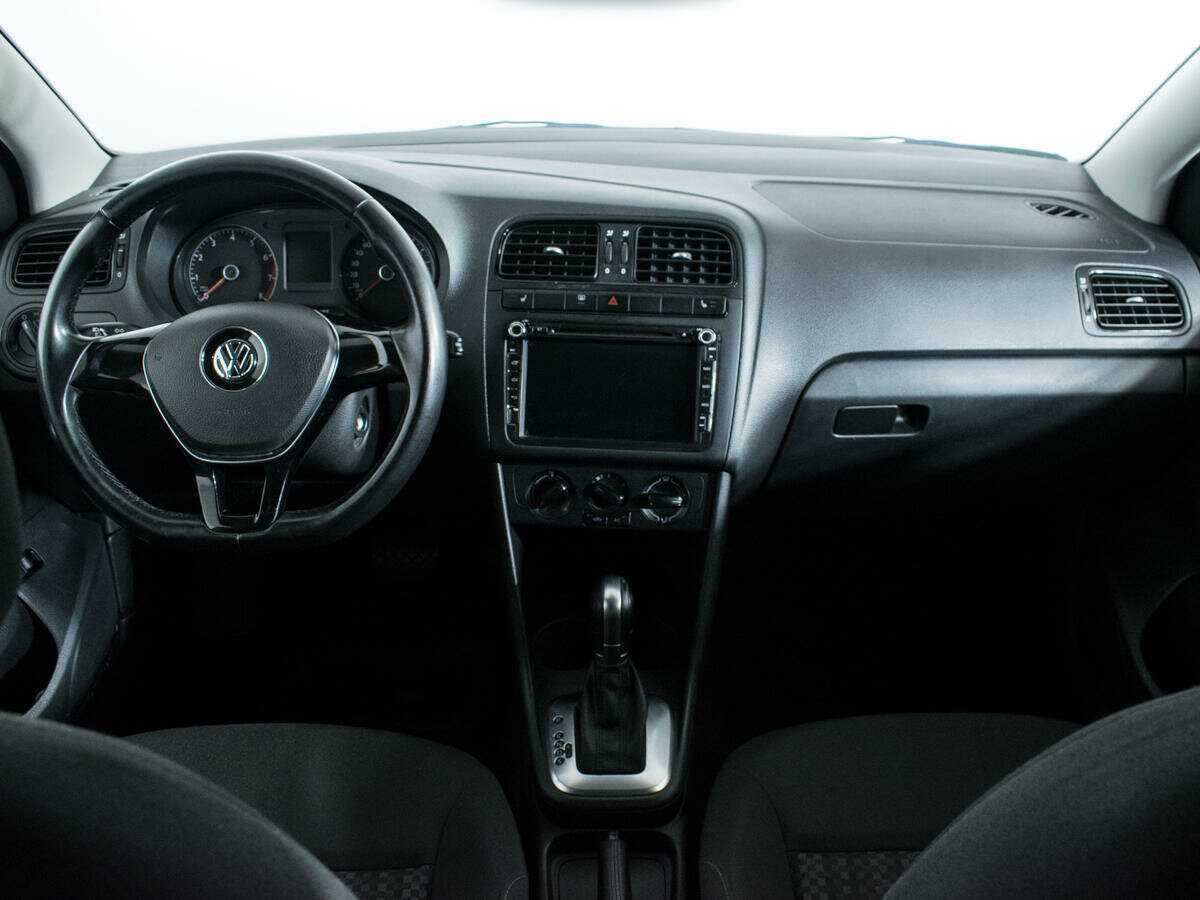 Б/У Фольксваген Поло 2016 года. Фото: #11