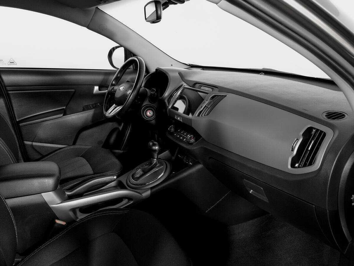 Б/У Киа Спортейдж 2015 года. Фото: #7