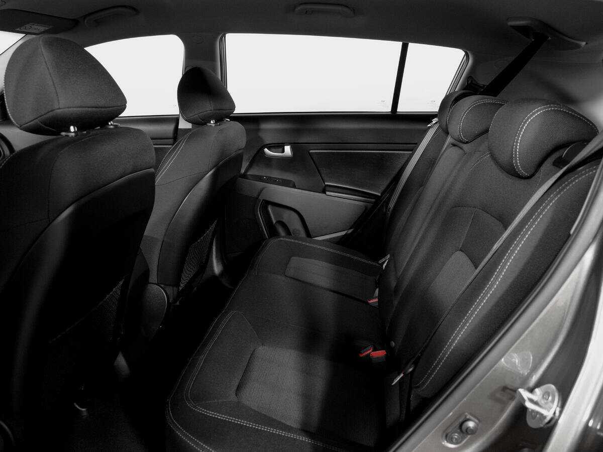 Б/У Киа Спортейдж 2015 года. Фото: #8