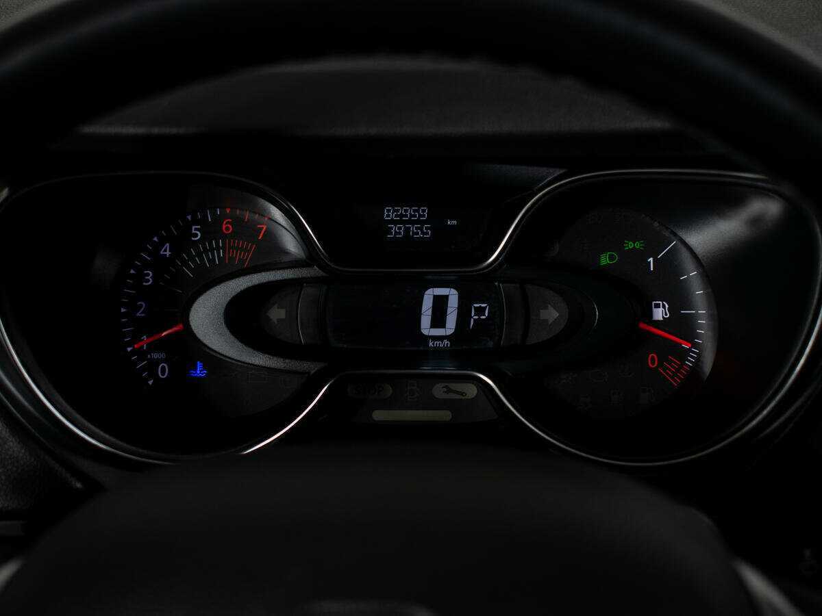 Б/У Рено Каптюр 2021 года. Фото: #9