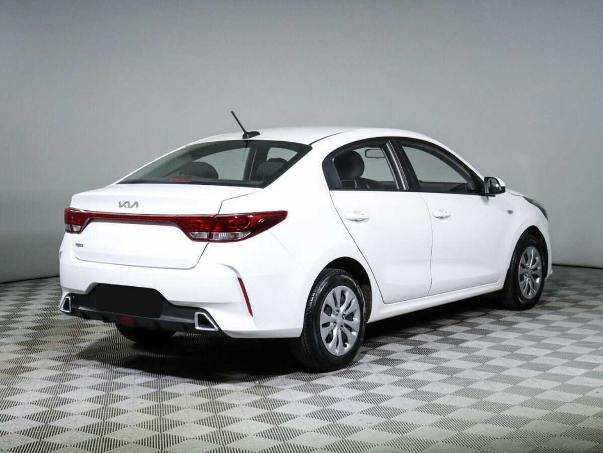 Б/У Киа Рио 2022 года. Фото: #4
