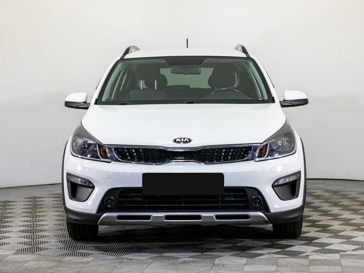 Б/У Киа Рио 2017 года. Фото: #1