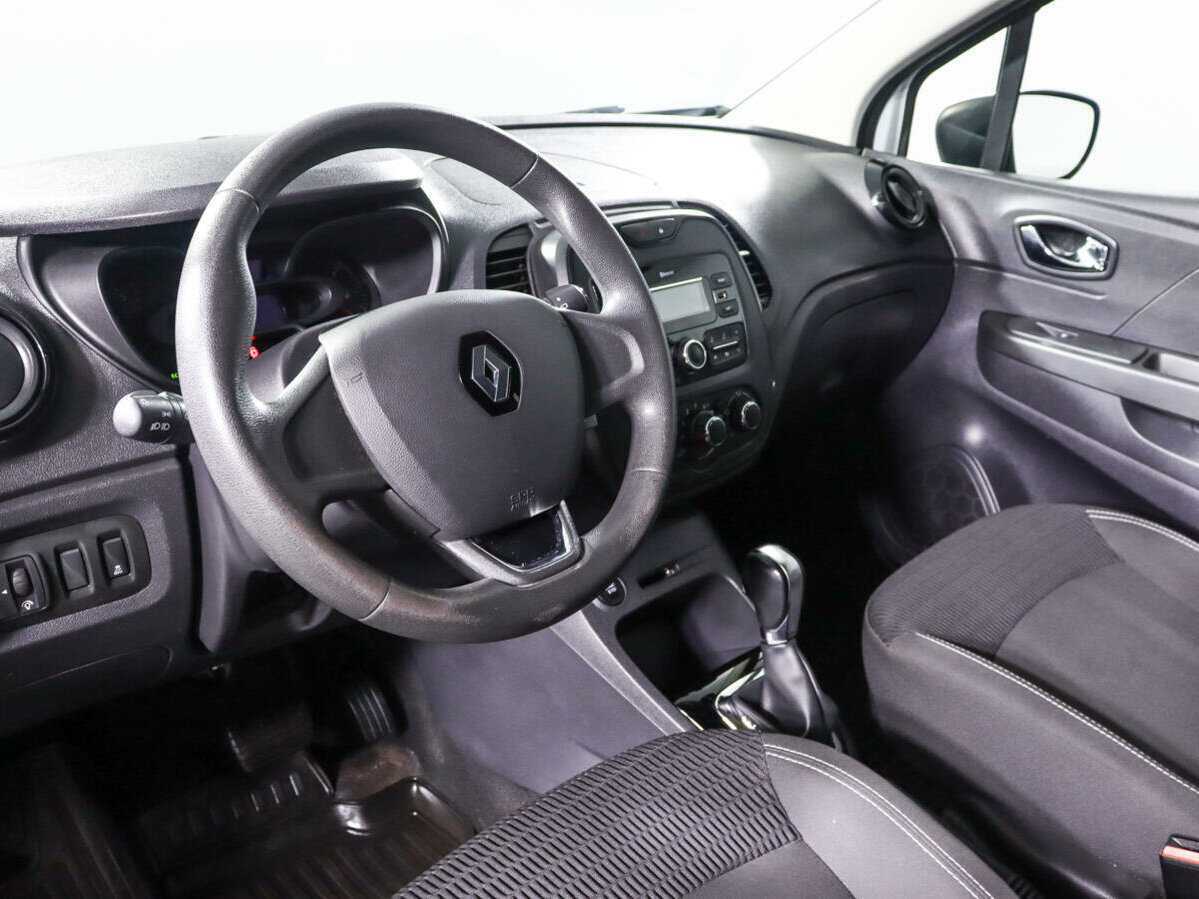 Б/У Рено Каптюр 2018 года. Фото: #10