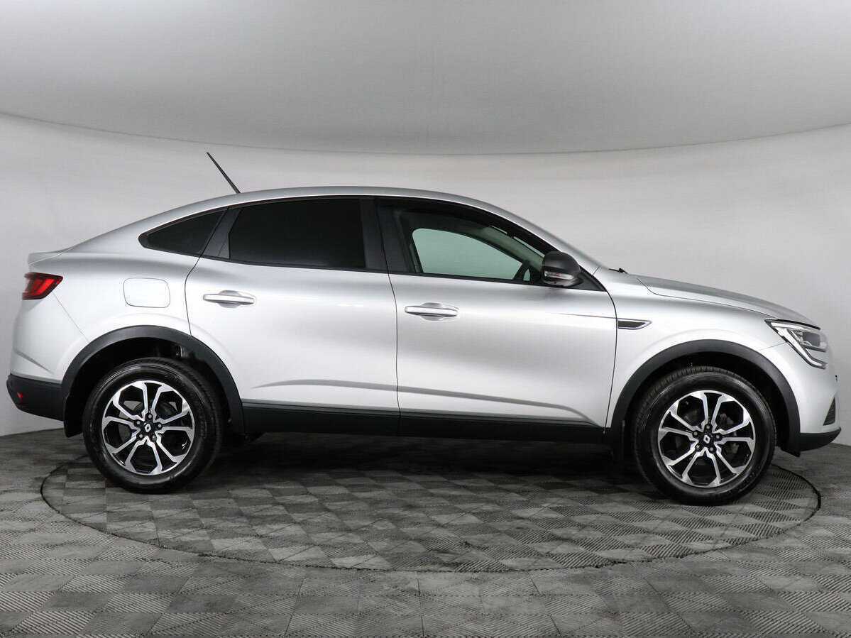 Б/У Рено Аркана 2022 года. Фото: #3